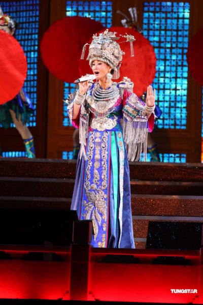 宋祖英2011臺(tái)北演唱會(huì)造型全追蹤