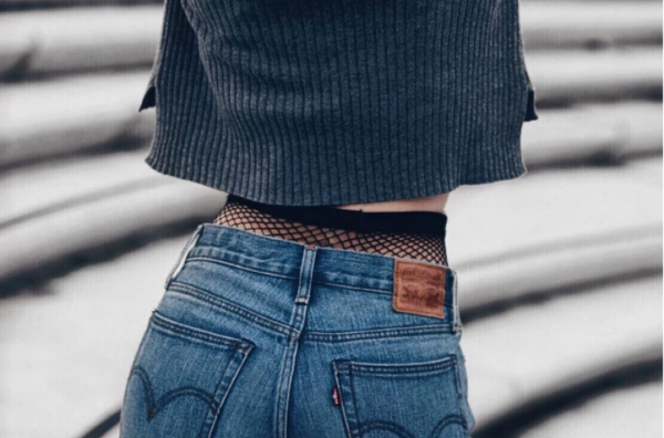 曾經超土的漁網襪 現(xiàn)在也能時髦穿你被get到了嗎