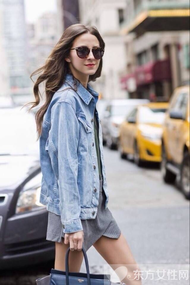 牛仔外套帥氣撩人 每個(gè)女生衣柜都必須擁有
