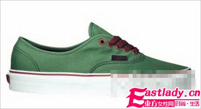 今夏為自己準(zhǔn)備一雙潮味帆布鞋