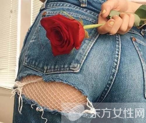 曾經(jīng)超土的漁網(wǎng)襪 現(xiàn)在也能時髦穿你被get到了嗎