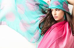 絲巾的各種圍法 圍出你的潮流個(gè)性