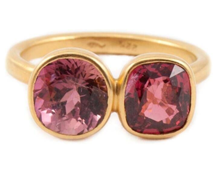 在指尖上跳躍又極具個(gè)性的戒指你有了嗎