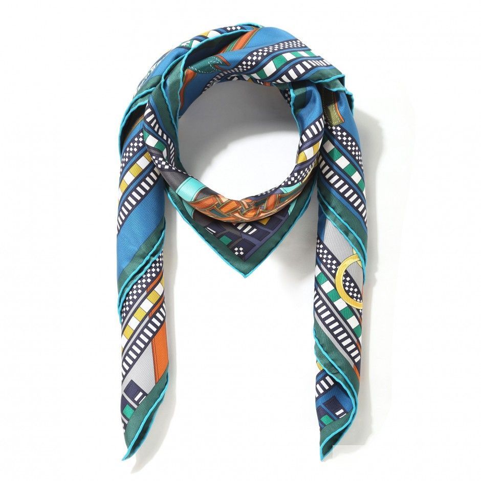 絲巾的各種圍法 圍出你的潮流個(gè)性