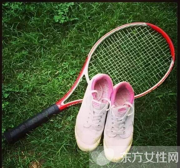 王菲同款小白鞋 穿上它青春的像少女一般