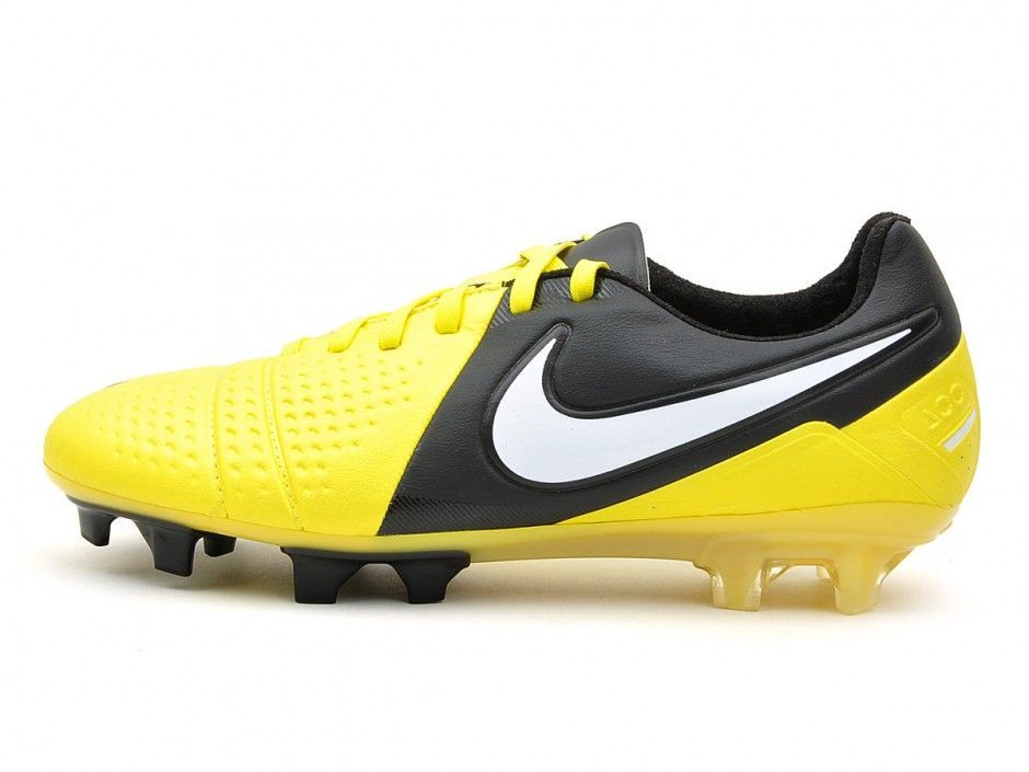 最適合十二星座的鞋子大盤(pán)點(diǎn) 通通將時(shí)髦穿起來(lái)