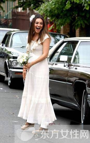 草編涼鞋怎么搭配好看 4款時(shí)尚搭看著就舒服的很