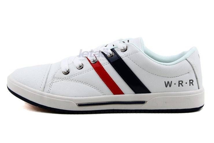 最適合十二星座的鞋子大盤(pán)點(diǎn) 通通將時(shí)髦穿起來(lái)