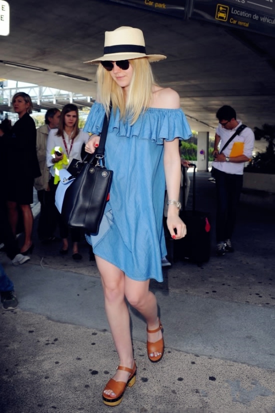 太陽帽學(xué)著這么搭 造型瞬間時(shí)髦起來