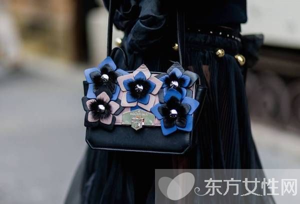 秋冬4種迷你手袋風格 時髦的你可千萬別錯過