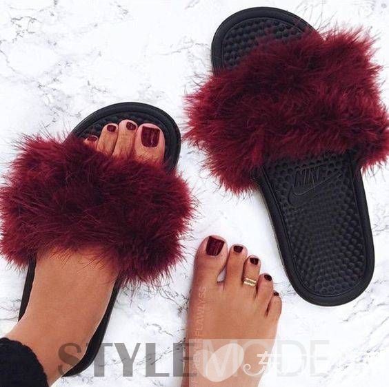 又萌又暖心 這個冬季你也來一件毛茸單品吧