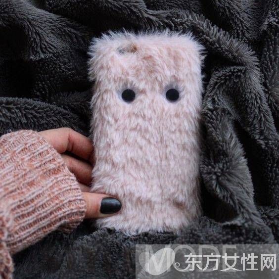 又萌又暖心 這個冬季你也來一件毛茸單品吧