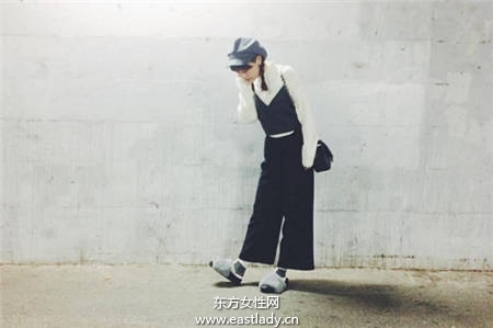 毛毛鞋也可這么時(shí)尚 這樣穿回頭率百分百