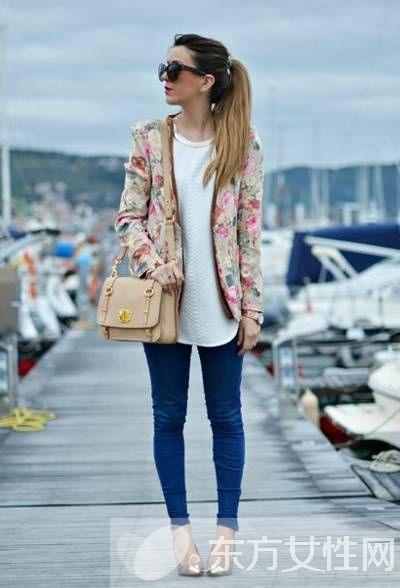 時尚牛仔褲搭配技巧 永不過時的經(jīng)典