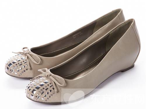 2016新款單鞋搭配法則 輕松打造時尚甜美形象