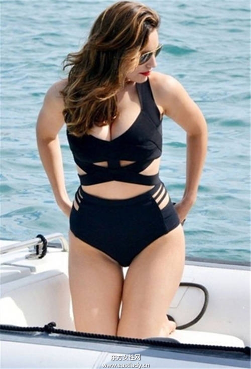 肉肉女孩比基尼選購指南 6款樣式解決小胸MM煩惱