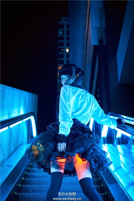 穿搭新寵兒 繽紛吸睛螢光鞋