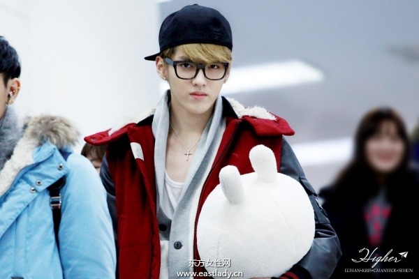 造型精致鴨舌帽時(shí)尚指數(shù)瞬間得到提升