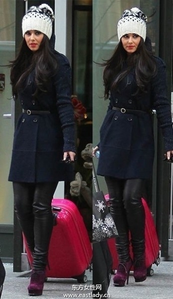 時尚風(fēng)格女士手袋外出好心情