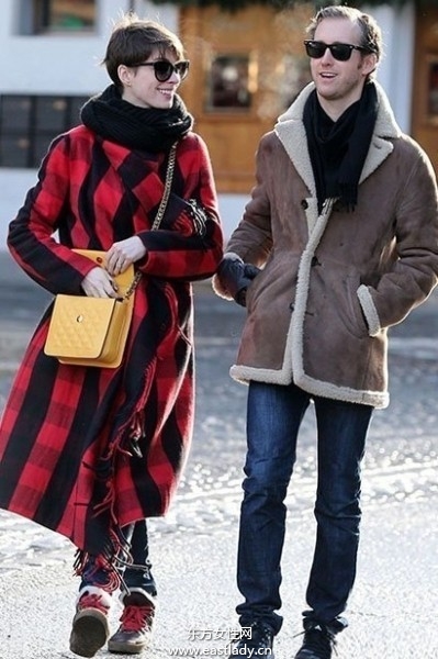 時(shí)尚風(fēng)格女士手袋外出好心情