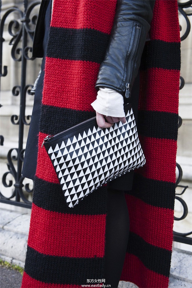 街頭達(dá)人百變飾品搭個(gè)性十足