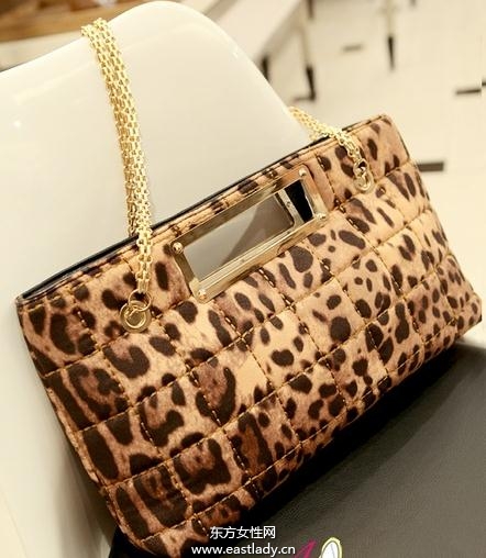 豹紋圖案編織包將時尚進行到底