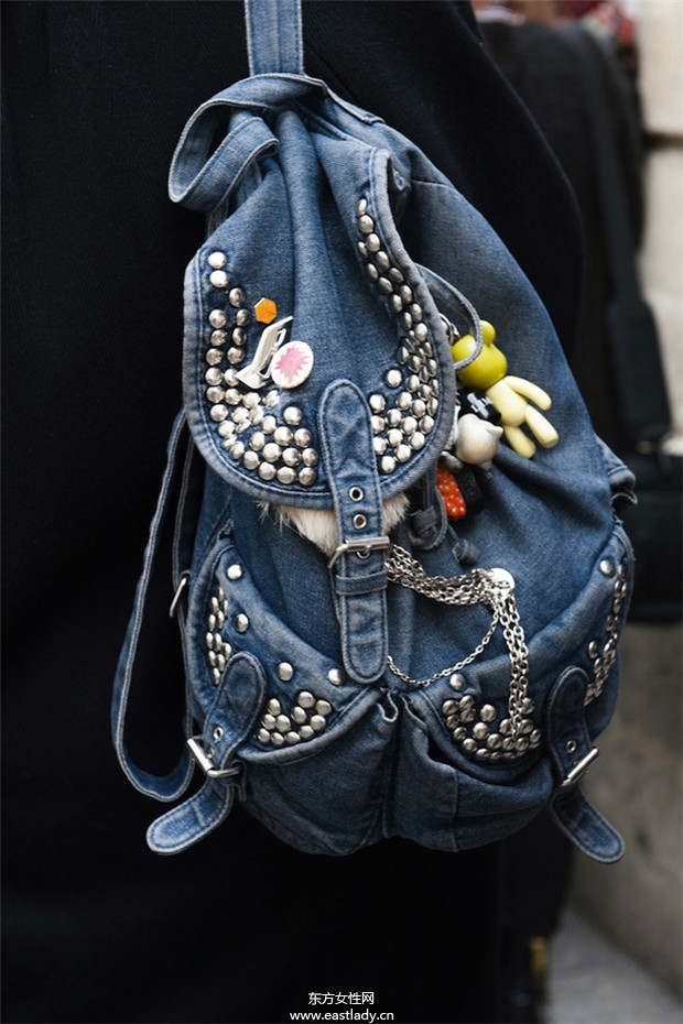 街頭達(dá)人百變飾品搭個(gè)性十足