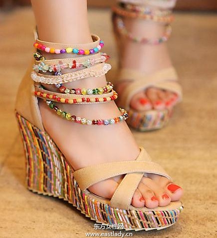 夏季女孩鞋柜必備坡跟鞋 氣質(zhì)瞬間提升