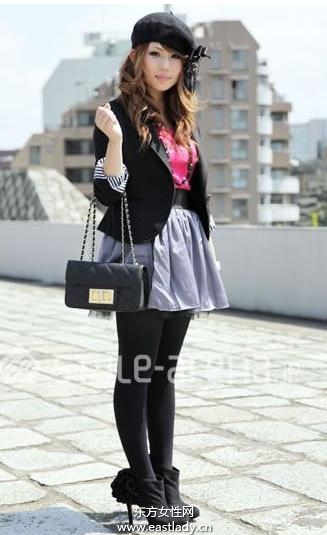 貝雷帽將時尚表現(xiàn)得淋漓盡致