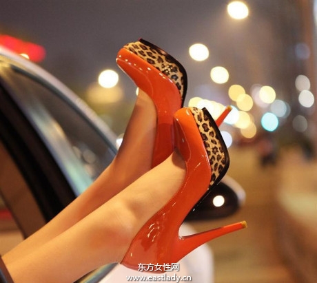 冬季時(shí)尚高跟鞋 百搭性感又舒適