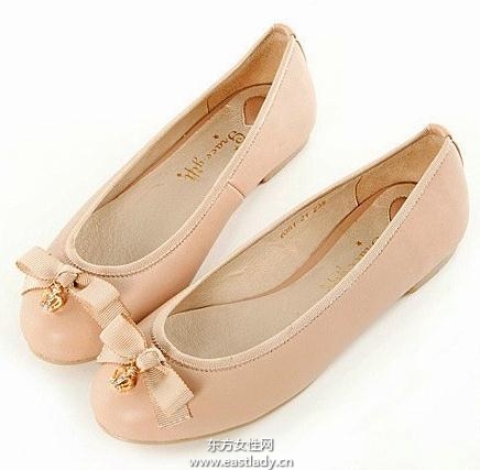 可愛娃娃鞋每個(gè)女孩春季必備的單品之一