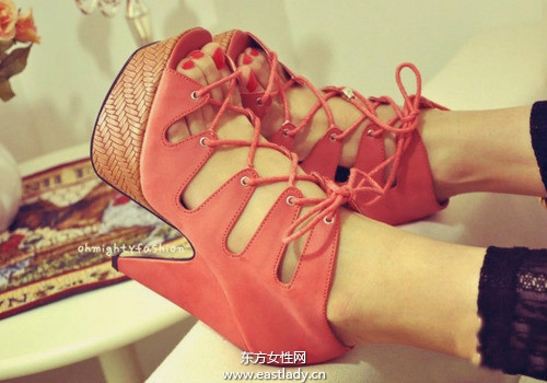 冬季時(shí)尚高跟鞋 百搭性感又舒適