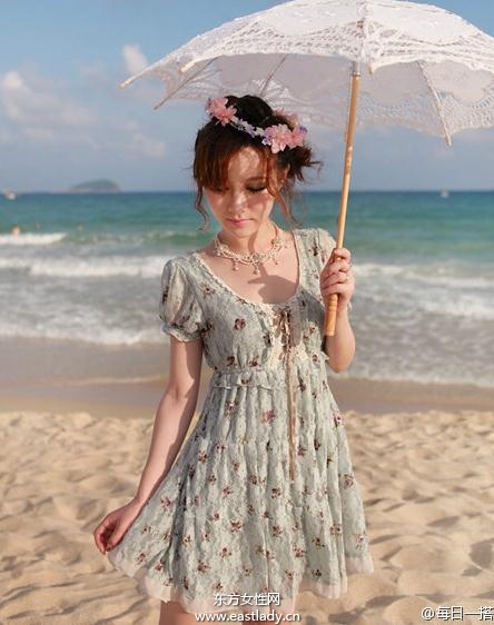 明媚感十足碎花裙提升好感度