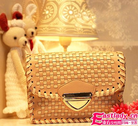 淘寶網(wǎng)女包 玩轉(zhuǎn)時(shí)尚潮流搭配