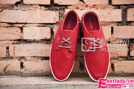 LACOSTE 2012 春夏新品女鞋 主推糖果色帆布鞋