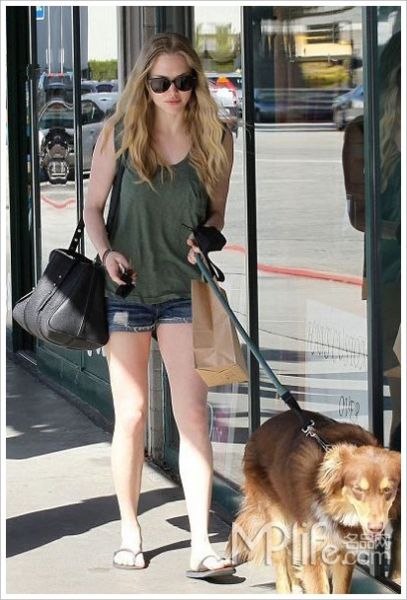 眾多明星追捧的小背心 清涼有絕招