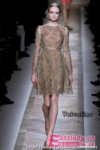 2011春夏蕾絲裙新品發(fā)布 打造優(yōu)雅女人味