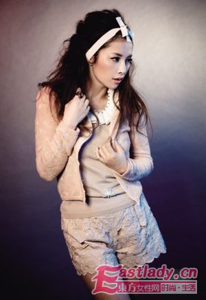 魅力陽春三月 明星外套齊芬芳