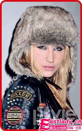 不敗雷鋒帽 變形再回潮