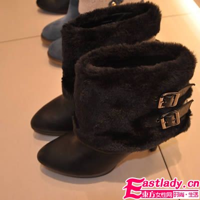 達(dá)芙妮最潮冬靴 炫翻寒冬皮草范兒