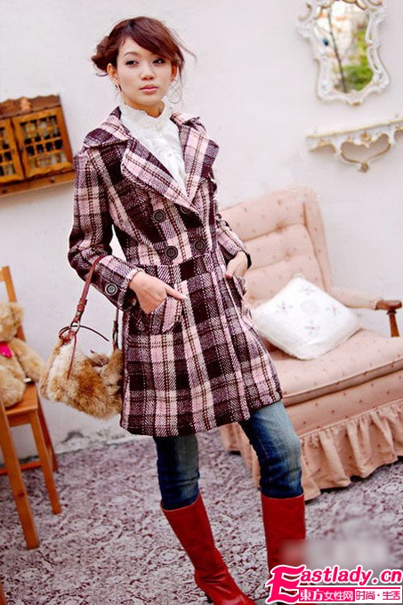 艷麗格子大衣 流行新坐標(biāo)