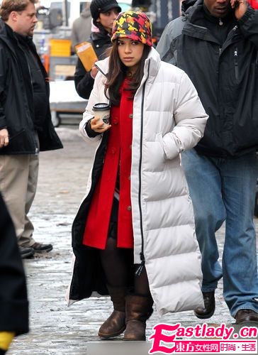 明星保暖有絕招 羽絨服保暖最給力