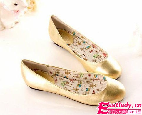 10款名媛大愛的平底美鞋