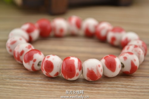 具有中國味的項鏈?zhǔn)骤C