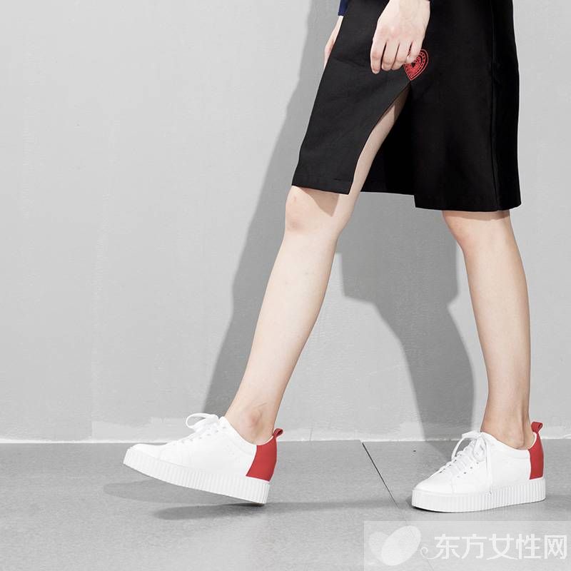 時尚小白鞋怎么搭配最潮 明星們都酷愛這么穿哦