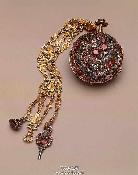 復(fù)古掛件懷表再造民族風(fēng)