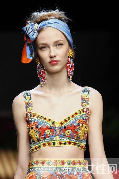 2016春夏流行首飾推薦 超個(gè)性的首飾哪個(gè)女生不愛(ài)