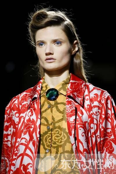 2016春夏流行首飾推薦 超個(gè)性的首飾哪個(gè)女生不愛(ài)