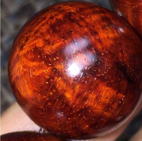 小葉紫檀水波紋會(huì)消失嗎 揭水波紋的等級(jí)