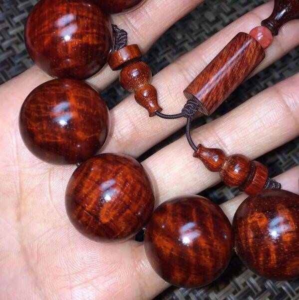 小葉紫檀水波紋會(huì)消失嗎 揭水波紋的等級(jí)